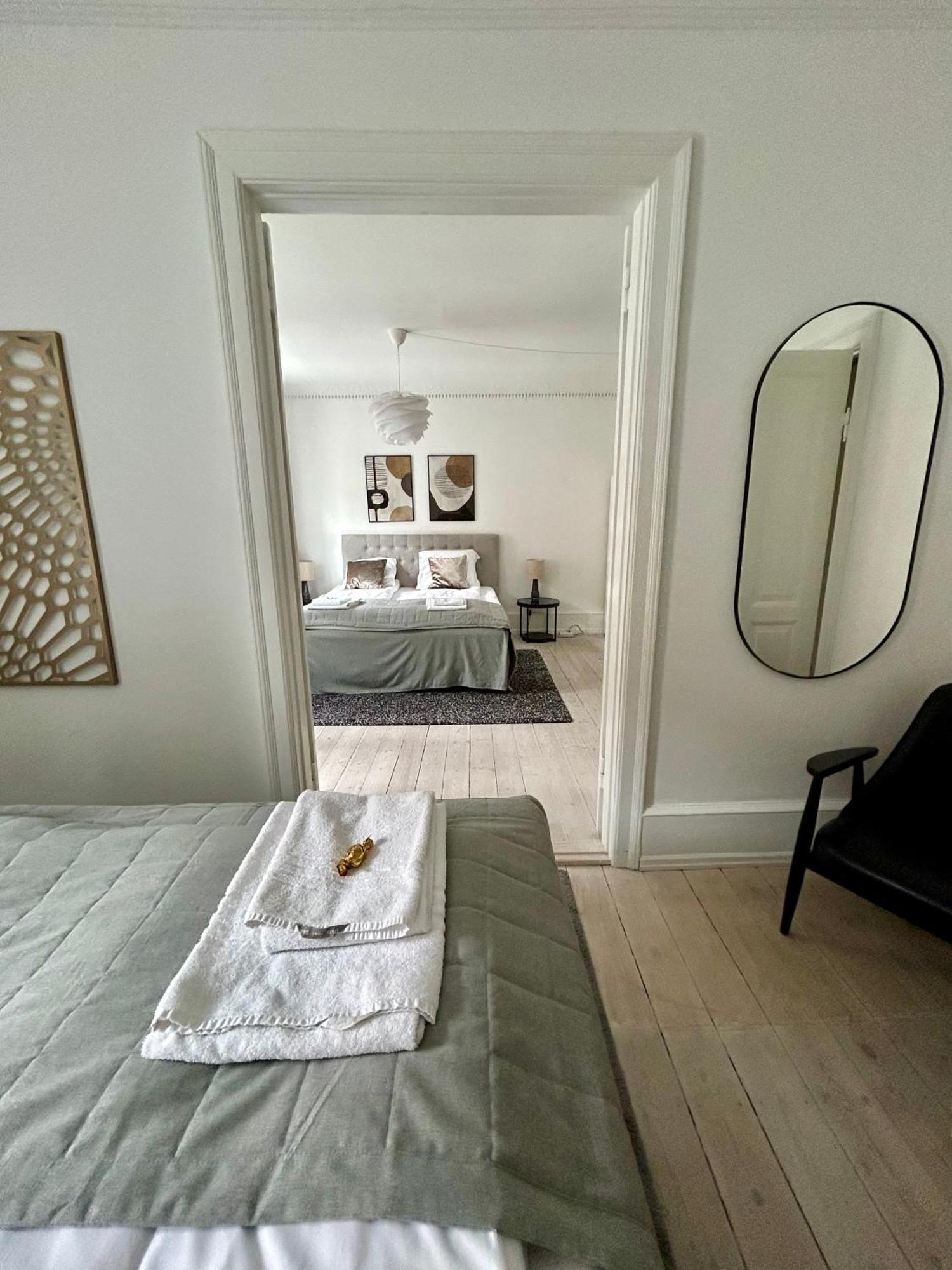 Nyhavn - Luxurious 3-4 Bedroom * Copenhagen